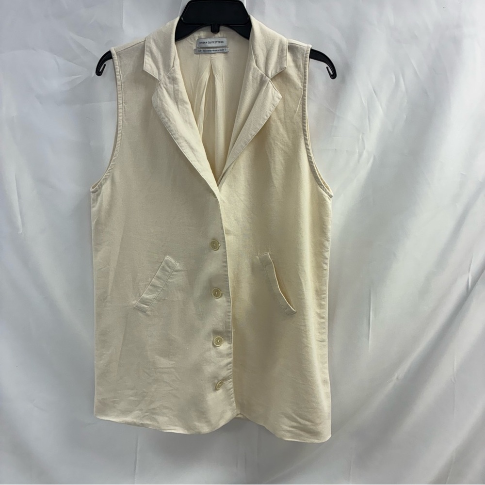 Urban Outfitters Cream Button-Down Blouse Size Small